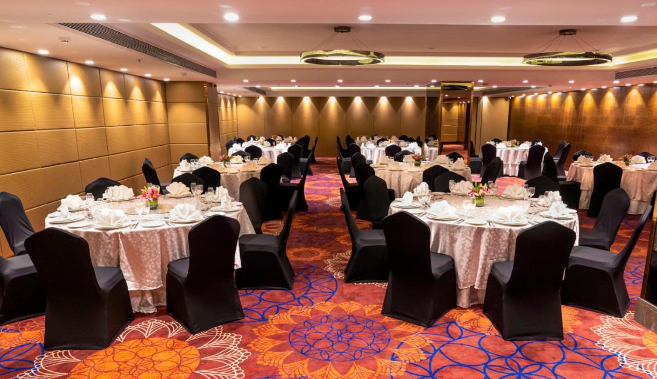 The Elite Narasapura, A Member Of Radisson Individuals Hotel Екстериор снимка