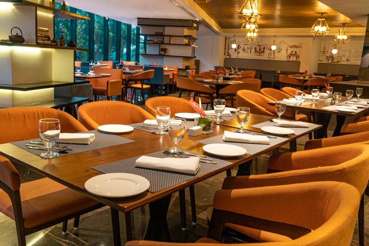 The Elite Narasapura, A Member Of Radisson Individuals Hotel Екстериор снимка