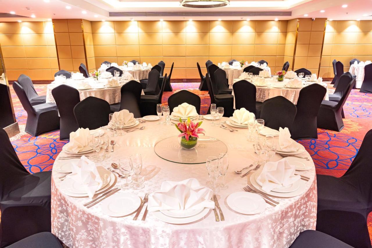 The Elite Narasapura, A Member Of Radisson Individuals Hotel Екстериор снимка