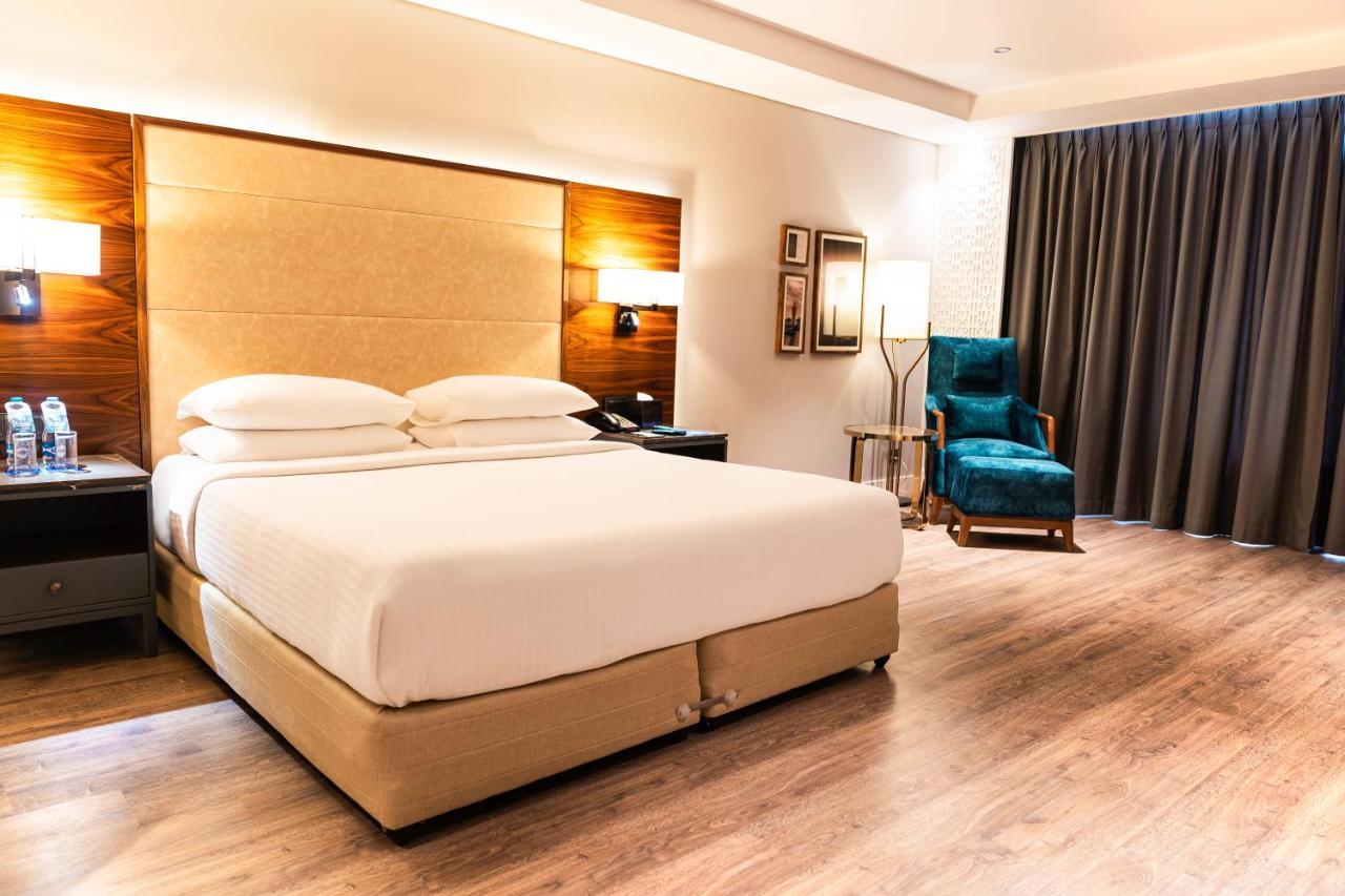 The Elite Narasapura, A Member Of Radisson Individuals Hotel Екстериор снимка