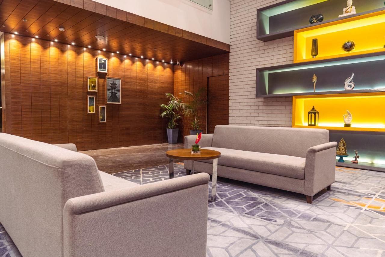 The Elite Narasapura, A Member Of Radisson Individuals Hotel Екстериор снимка