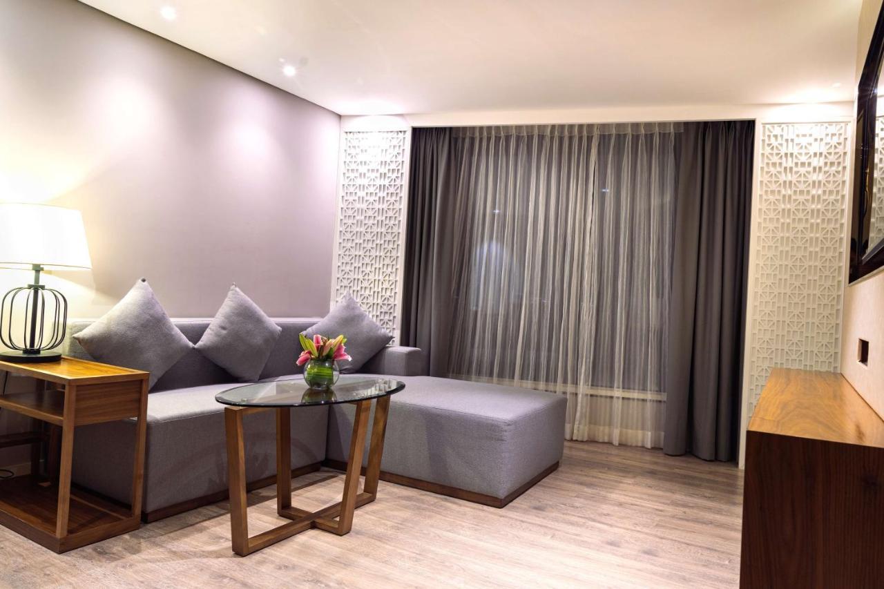 The Elite Narasapura, A Member Of Radisson Individuals Hotel Екстериор снимка