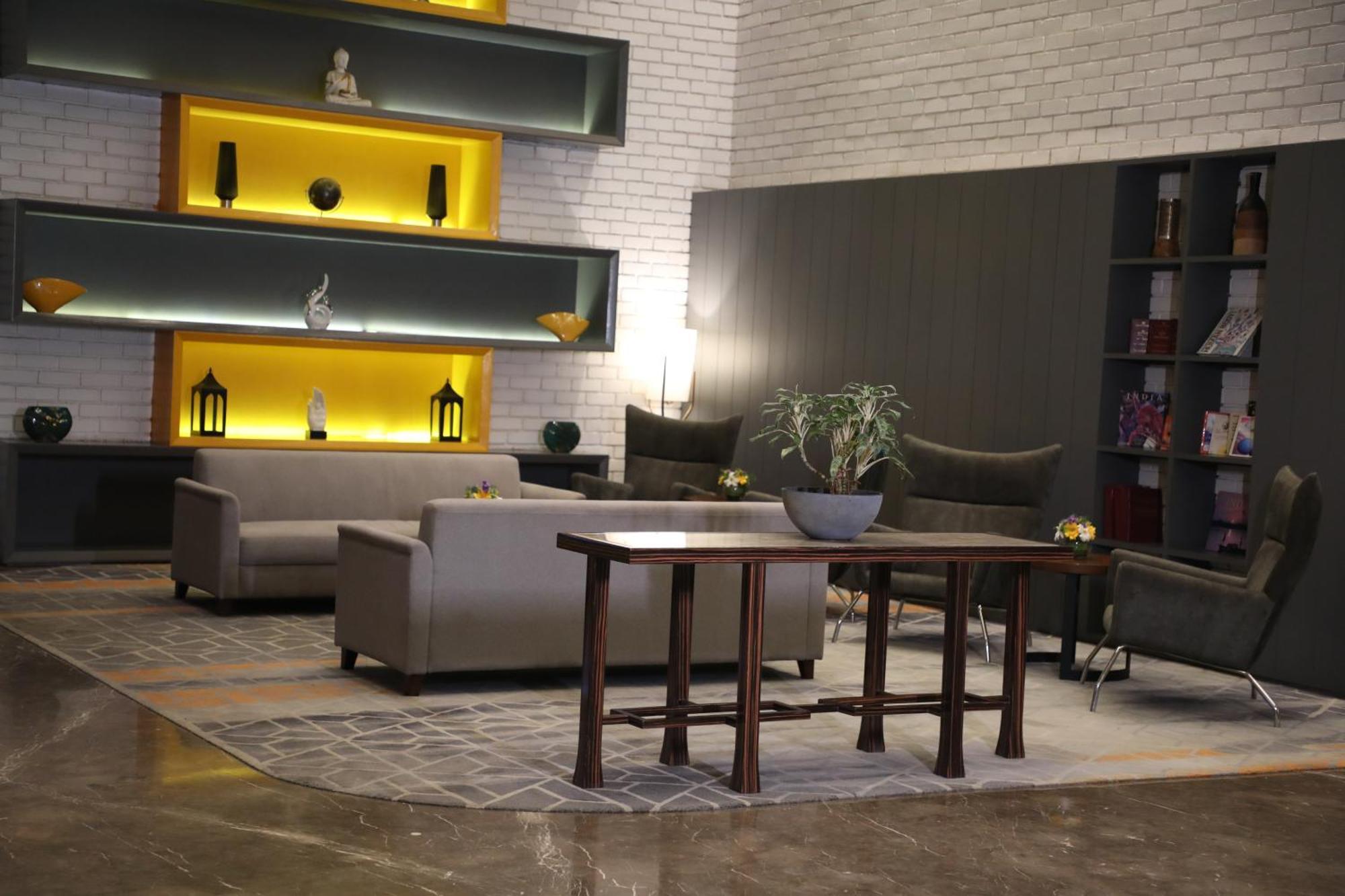The Elite Narasapura, A Member Of Radisson Individuals Hotel Екстериор снимка
